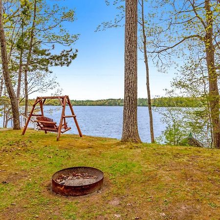 Eagle River Lakefront Oasis Villa Exterior photo